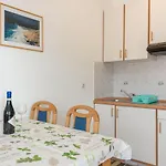 Adria Πανσιόν Rabac
