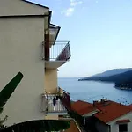 Adria Πανσιόν 3*