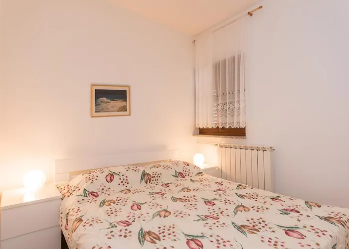 Gostinjska kuća Adria 3*