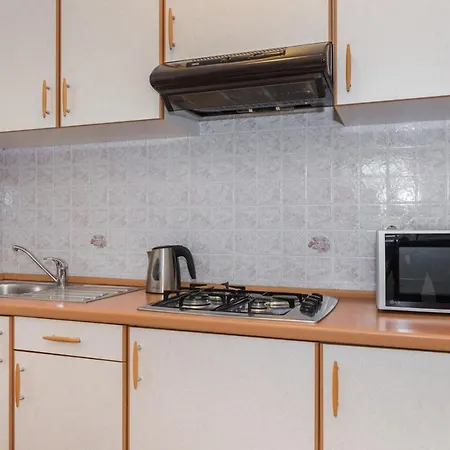 Guest house Adria 3*