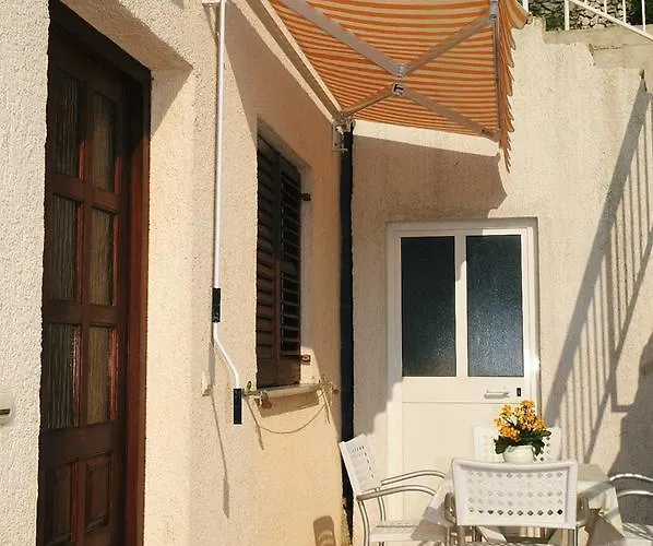 Adria Guest house 3*