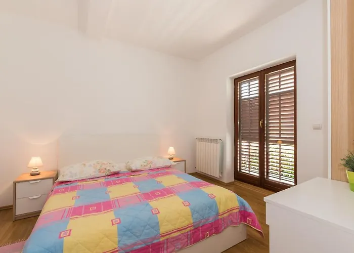 Guest house Adria 3*